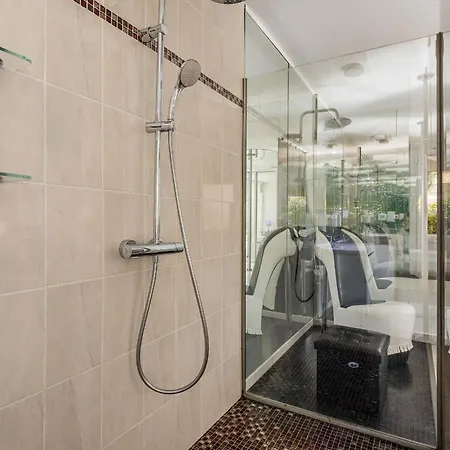 Village Naturiste R4n - La Shimmer Luxe Apartment *