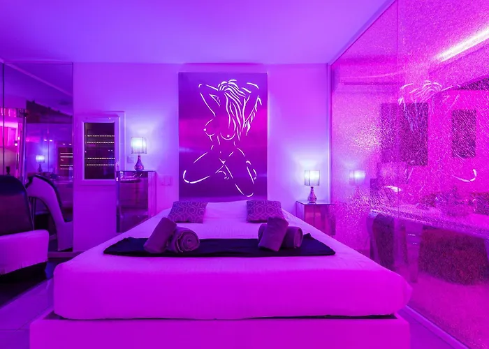 Village Naturiste R4N - La Villa Shimmer Luxe Agde