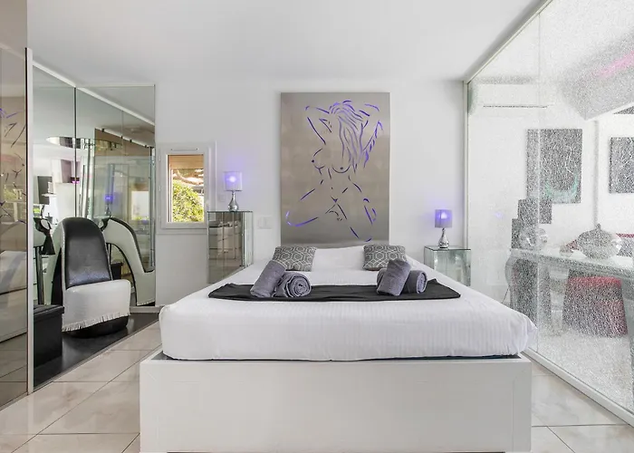 Village Naturiste R4N - La Villa Shimmer Luxe *